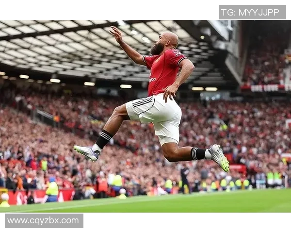 足球明星带你边跳舞边学动作快乐掌握球场节奏与舞步